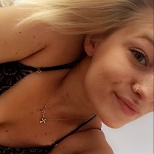 Meet your Posher, Sami